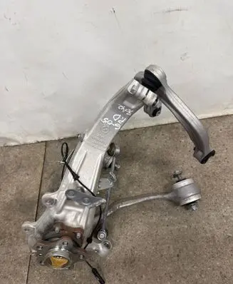 BMW X5 G05 Front wheel hub spindle knuckle 6876656