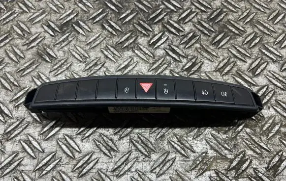 Smart ForFour I Hazard light switch A4548202610
