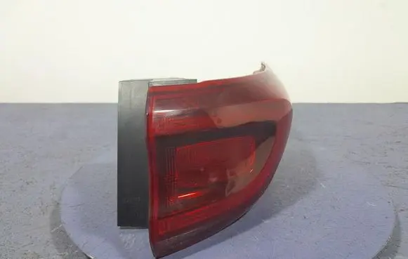 KIA Sportage Rear/tail lights 92402-F1500