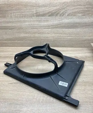 Opel Kadett E Radiator cooling fan shroud 90183055