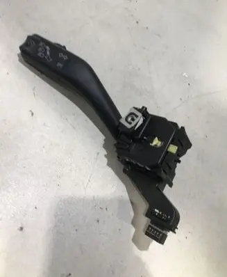 Volkswagen Golf V Indicator stalk 1K0953513