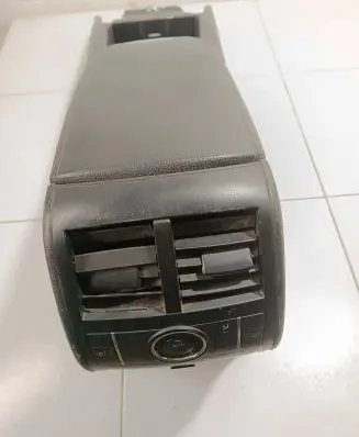 Mercedes-Benz ML W164 Armrest 587295087392 A2048200015 A1646800314