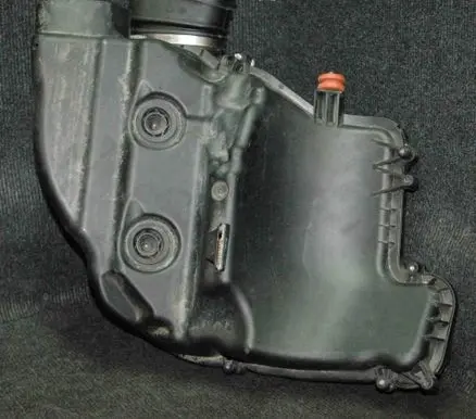 BMW X5 E70 Air filter box