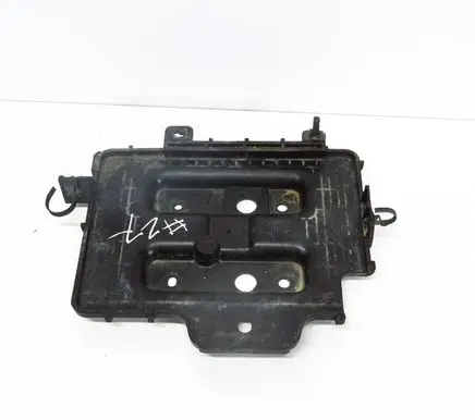 Battery box tray