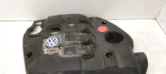 Volkswagen PASSAT B5 Engine cover (trim) 0134271AD 054682AF