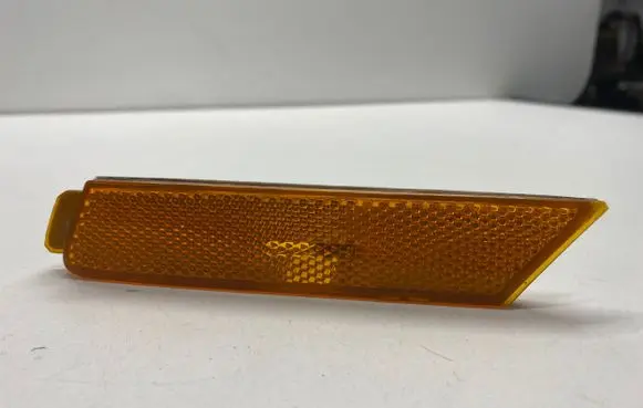 Chevrolet Camaro Front fender indicator light 92246245