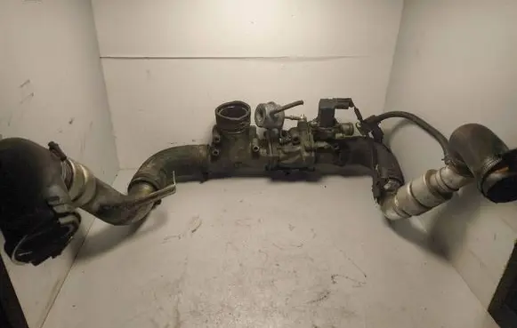 Jaguar XF EGR valve 1043806S02 AIS19C03