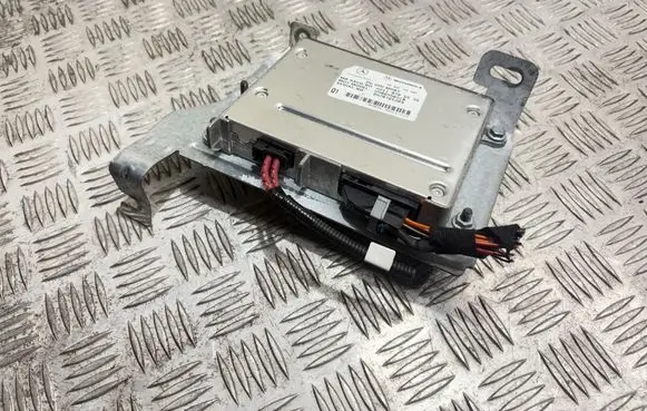 Mercedes-Benz R W251 Bluetooth control unit module A2118705526 DM70765289