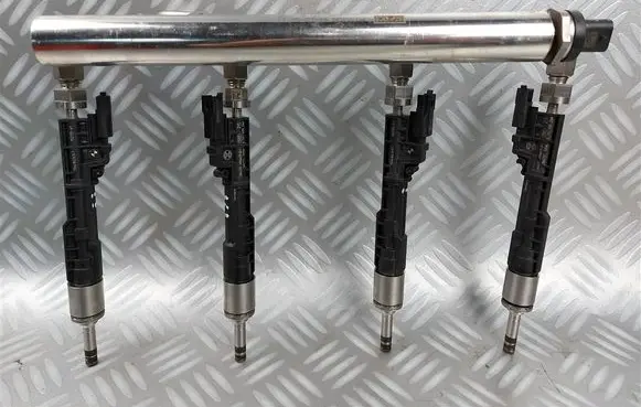 Audi A8 S8 D5 Fuel injectors set 0261500264