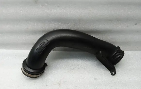 Volvo V70 Intercooler hose/pipe 30741667