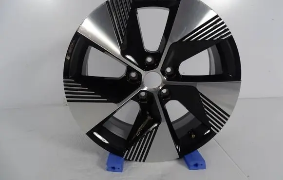 Renault Megane E-Tech Original wheel cap 403002015R