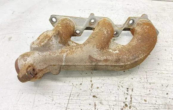 Mercedes-Benz S W126 Exhaust manifold 1031421502