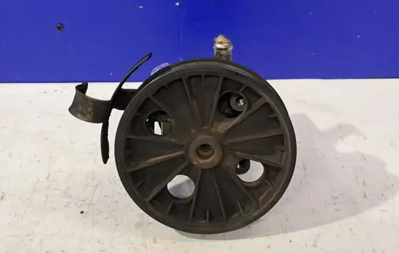 Volvo S80 Power steering pump 8251734