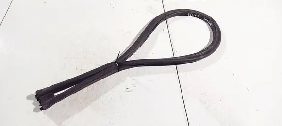 Mercedes-Benz R W251 Rubber seal front coupe door 