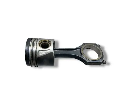 Mercedes-Benz C W204 Piston with connecting rod 651911 OM651 M651