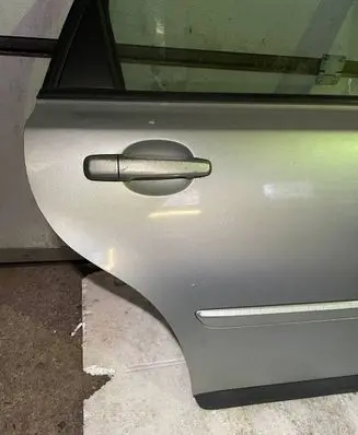 Rear door
