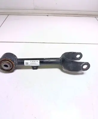 Tesla Model 3 Rear control arm 118842300A CFQ220124B1803