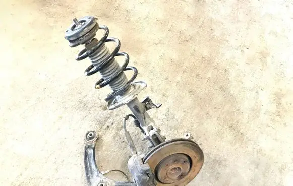 Citroen C4 I Picasso Front wheel hub spindle knuckle 1658 566793