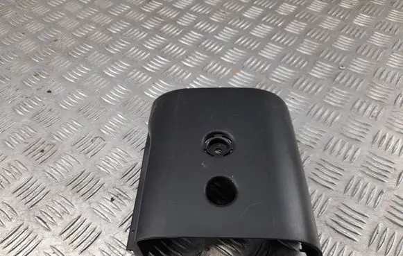 Steering wheel column trim