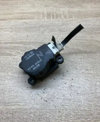 Peugeot 307 Air flap motor/actuator EAM501 91508UA
