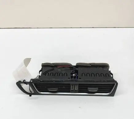 Audi Q5 SQ5 Dashboard air vent grill cover trim 8R1820951