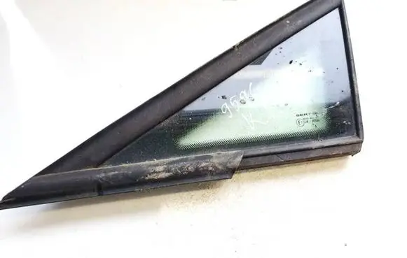 Seat Ibiza IV (6J,6P) Front triangle window/glass dot459m532as2