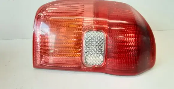 Toyota RAV 4 (XA20) Rear/tail lights