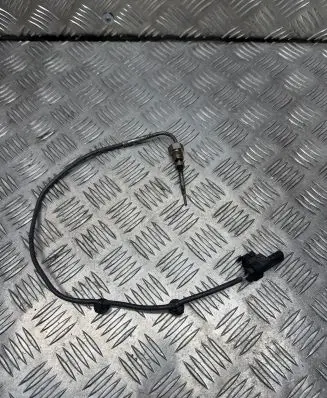 KIA Sportage Exhaust gas temperature sensor 09302221 111GE2K4