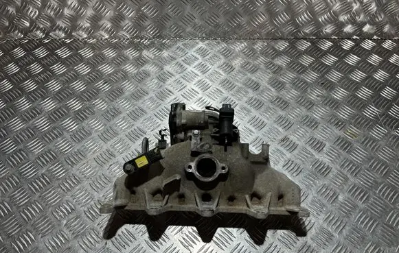 Nissan Navara D23 Throttle body valve 140032042R