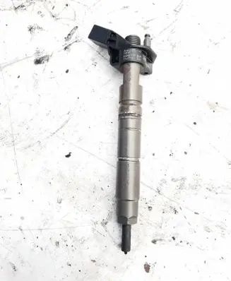 Mercedes-Benz E W212 Fuel injector A6420701187 0445116 110115
