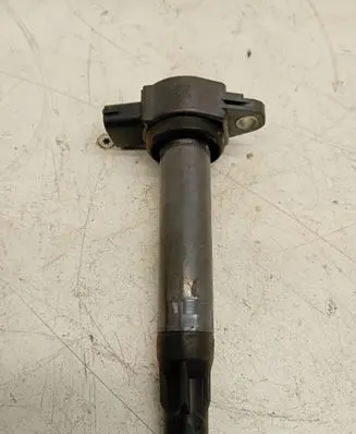 Mitsubishi Lancer VIII High voltage ignition coil FK0320 7208 1832A016