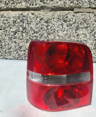 Volkswagen Touran I Rear fog light 