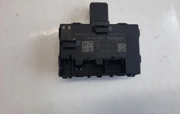 Audi A4 S4 B9 Door control unit/module 8W0959595G