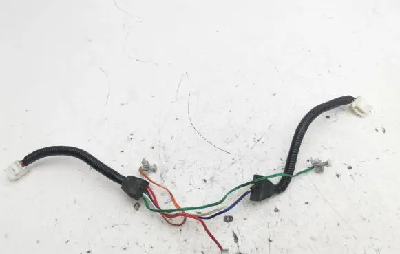 Lexus RX 330 - 350 - 400H Positive cable (battery)