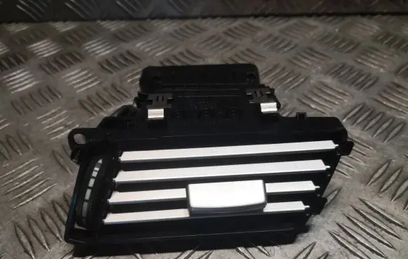 Mercedes-Benz E W212 Dashboard air vent grill cover trim 2128300254 A2128300254