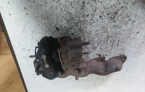 Nissan Almera Tino Turbo 1441140100 40100