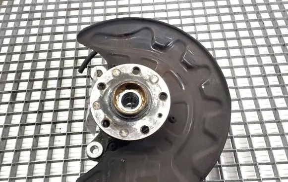 Skoda Kodiaq Front wheel hub spindle knuckle 5QM407257
