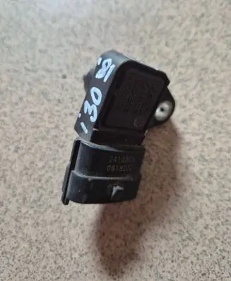 Hyundai i30 Air pressure sensor 393002B000
