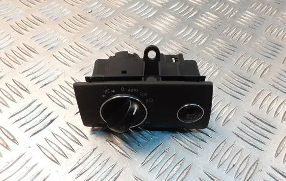Mercedes-Benz E W211 Light switch 2115450104