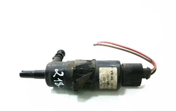 Audi A6 S6 C6 4F Headlight washer pump 3B7955681