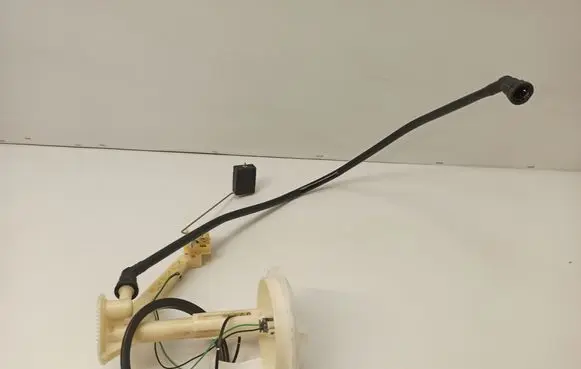 Cadillac CTS Fuel level sensor 020564AE