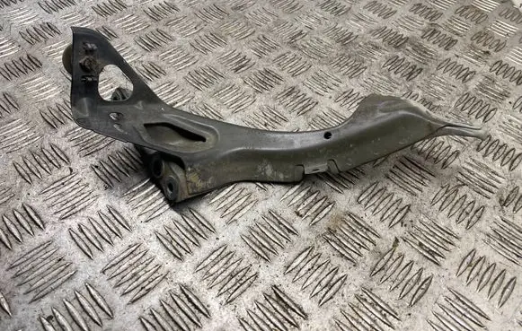 Audi A6 S6 C7 4G Fender mounting bracket 4G0821136A 4G0805816