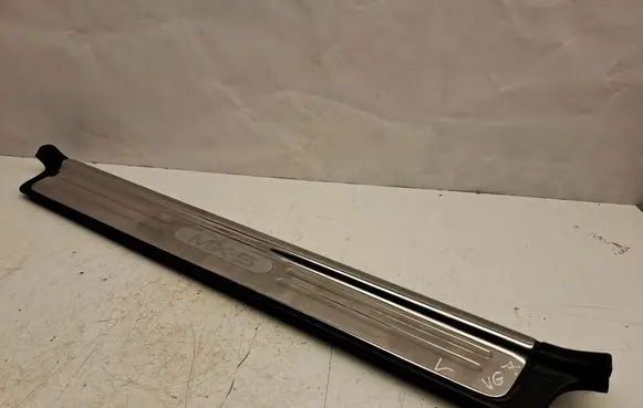 Mazda MX-5 NB Miata Front sill trim cover NC1068720
