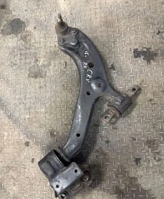 Honda CR-V Front lower control arm/wishbone