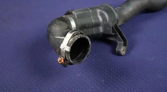 Mercedes-Benz C W205 Intercooler hose/pipe 2753075