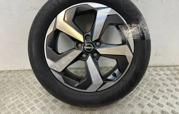 Nissan Qashqai J12 R18 alloy rim 403006UA5A 403006UA4J