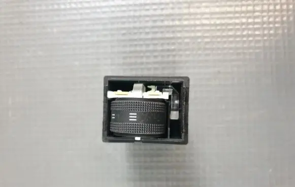Audi A4 S4 B8 8K Headlight level height control switch 8K0941301A