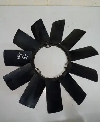 BMW X5 E53 Fan impeller 11521712058