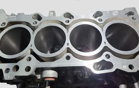 Mazda 6 Engine block