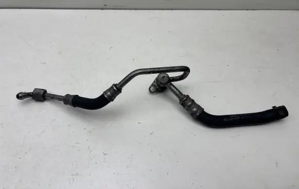 Audi Q7 4L Engine coolant pipe/hose 057121598L